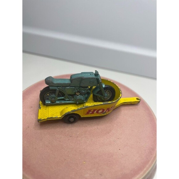 1967 LESNEY MATCHBOX HONDA MOTORCYCLE AQUA & TRAILER YELLOW NO. 38 DIECAST - Picture 4 of 5